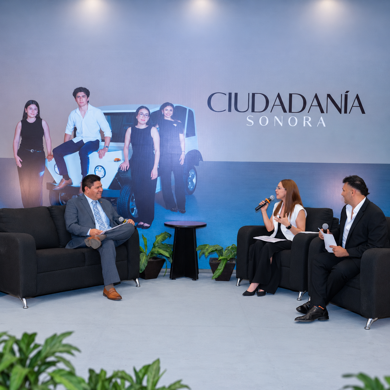 Reconocimiento a la participación del Consejero Wilfredo Morales en la revista Ciudadanía Sonora
