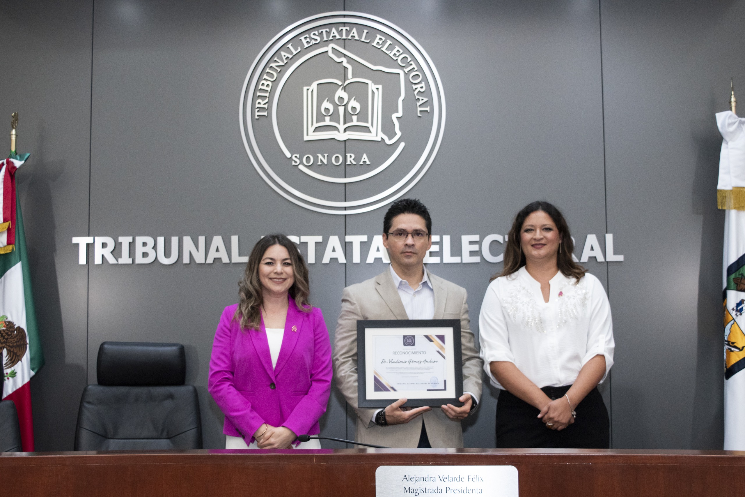 Resuelve TEE Sonora medio de impugnación y reconoce la labor del Dr. Vladimir Gómez Anduro, en el marco de la conclusión de su encargo como magistrado.
